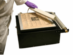 Vacuum box pour révélation de trace de pas 